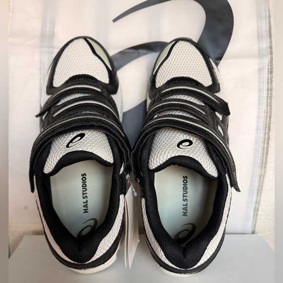 New ASICS Gel-Kayano 20 - Picture 4 of 7